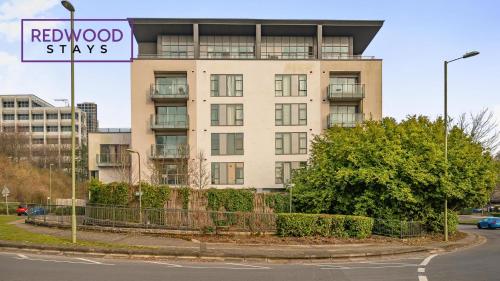 Exterior view, Premium Serviced Apartment in Basingstoke Town Centre By Redwood Stays in Basingstoke