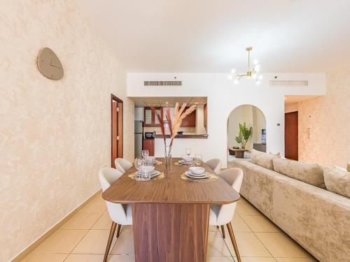 The Cozy Cove 1BR at Rimal 4,JBR, Dubái (foto 2)