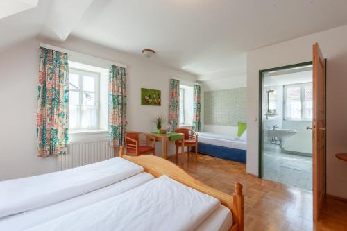 Gasthof Gruber Room Type - Triple Room