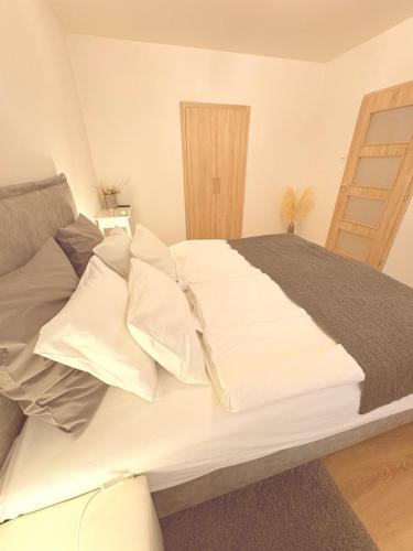 Trio Apartments