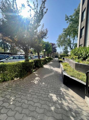 Apartamento Las Condes con Piscina y estacionamiento