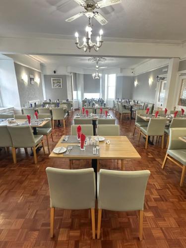 Restaurant, Clarence House Hotel in Tenby