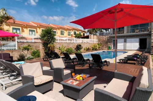 Sonnenland House for 12 by VillaGranCanaria