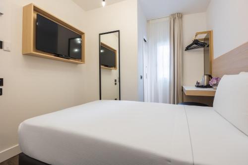 Globus Urban Hotel - image 8