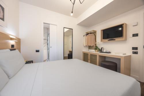 Globus Urban Hotel - image 5