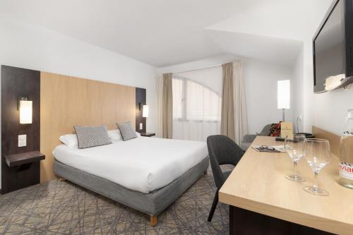 1 queen bed
