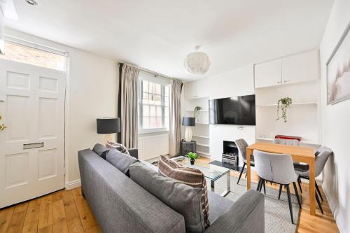 Comfortable Apartment Near Sloane Square, Londra