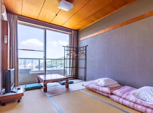 Twin Room with Shared Bathroom