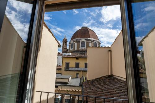 Globus Urban Hotel - image 10