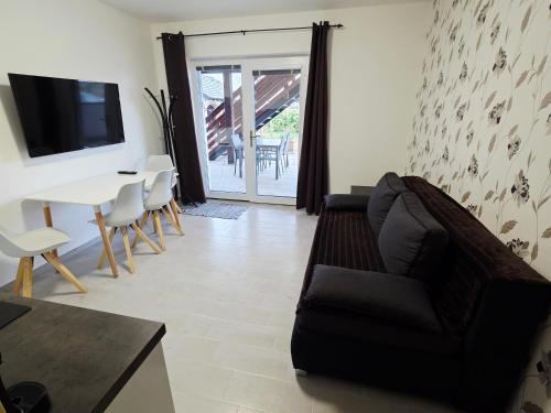 3 twin beds, 1 sofa bed