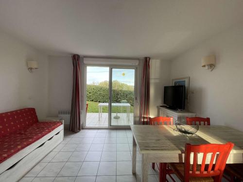 Holiday Home (6 Adults)