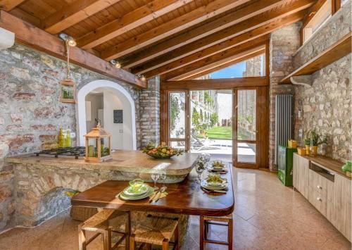 Lemon Garden Retreat - Villa Arbor in Gargnano