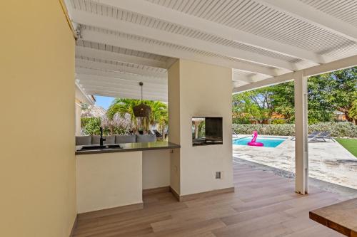 Kas di Rosa Curacao luxurious holiday home in เตราโกรา