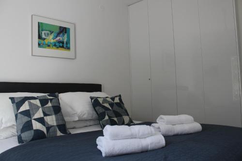 Three Bedroom Apartment with Balcony and Sea View image 6
