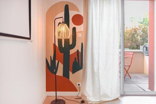 Facilities, Oasis Cachee - Jacuzzi et cinema in Barriere de Paris