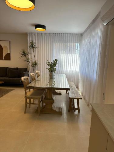 Cơ sở vật chất, Ocean view - מול הים in Nahariya