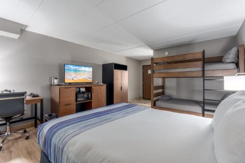 AmericInn by Wyndham New Richmond - image 10