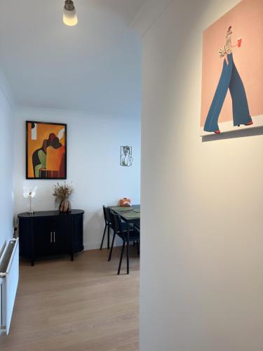 Stylish One Bedroom Apartment, Edinburgh (photo 10)