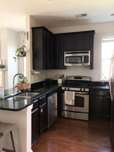 Relax in Comfort - Retreat near CHS Downtown & Airport, Charleston (fotografie 8)