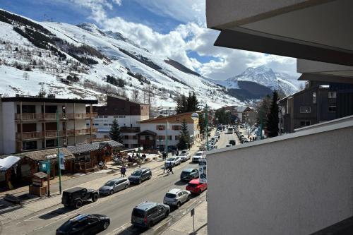 Studio with mountain view balcony Studio with mountain view balcony