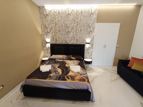 Luxury House Napoli Centro - Tap to explore photos