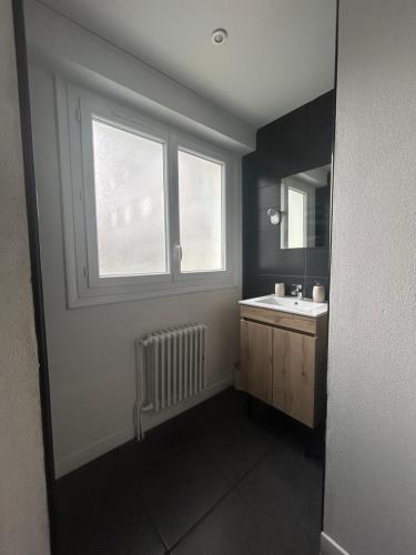 Fürdőszoba, Studio Prunus Hyper centre in Lorient