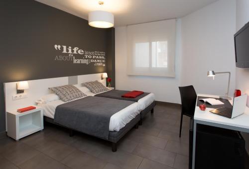 08028 Apartments - image 14