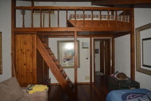 Miro Villa