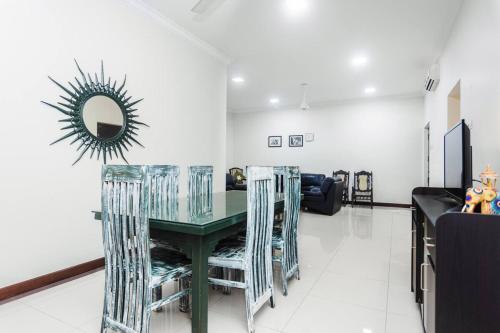 Cosy Escape in Colombo 7! near ศูนย์ประชุมอนุสรณ์สถานบันดารานายาเก
