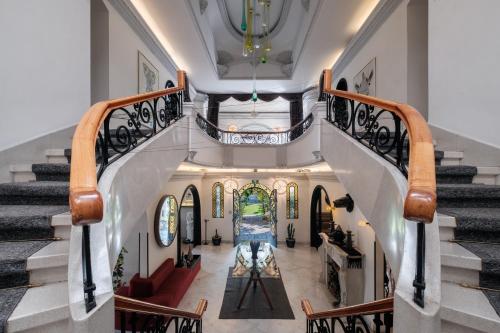 Pug Seal Polanco Allan Poe Pug Seal Polanco Allan Poe