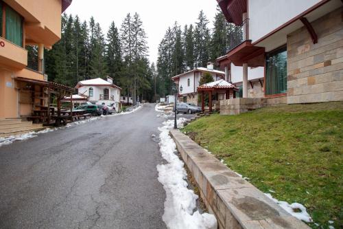Ski Chalets at Pamporovo - an affordable village holiday for families or groups - image 14