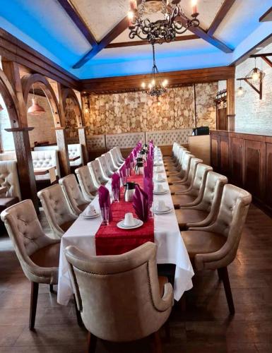 Hotel Goldenes Schiff in 格里馬