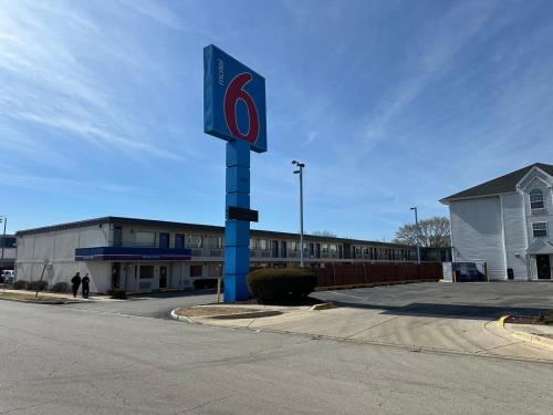 Motel 6-Joliet, IL - I-80 in Joliet, USA
