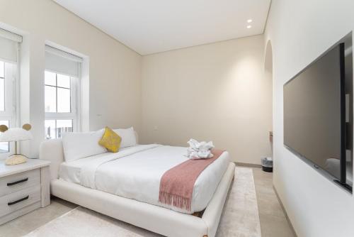 StayShort - Luxury 4BR Villa-Al Reem 3-Perfect Family Getaway, Dubai (photo 6)