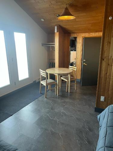 Hôtel Auberge St-Félicien (Hotel Auberge St-Felicien) in เซนต์ เฟลิเชี่ยน