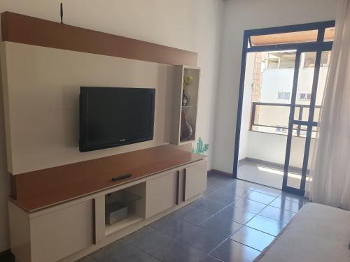 Apt Quarto, sala, varanda, Praia do morro à 150mtrs, Guarapari