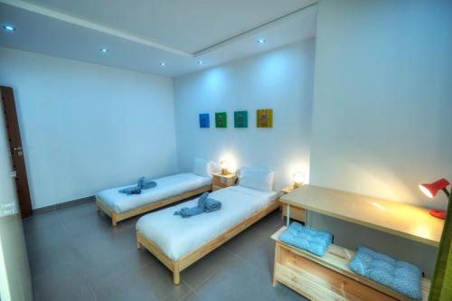 Bright & Large 2bedrooms in Sliema center MPOR1-1, Sliema (photo 3)