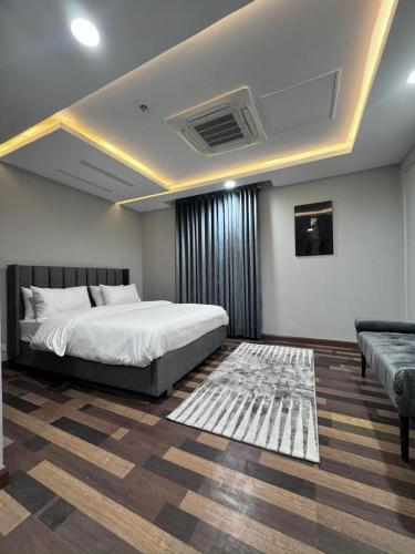 Luxury Apartment in Gold Crest Mall DHA Lahore Book Your Stay Now - image 7