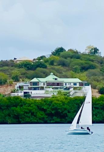 Apt 2 The Grove Residences in English Harbour