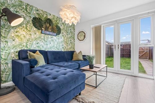 #28 Luxury 5bdr house - sleeps 11 - near Bullring - "Perfect for contractors and Families gîte à louer opal 1