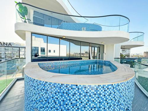 Great deal Magnificent Brand New with Private PooL, Dubaï (photo 10)