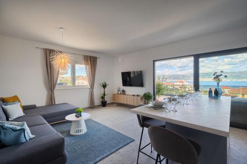 The Wave - Sea-View & Pool, Slatine