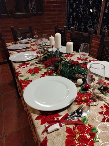 Restaurant, Cabanas familiares in San Miguel de Los Bancos