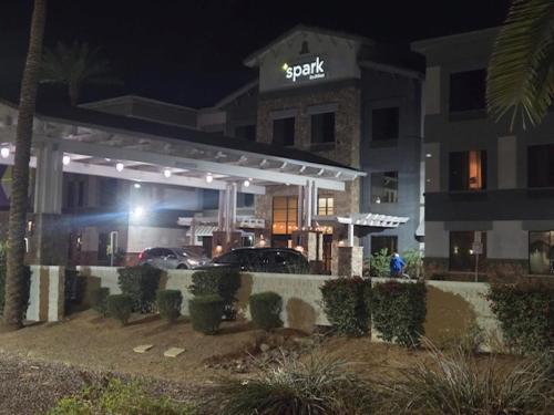 Best Western Legacy Inn & Suites - image 11