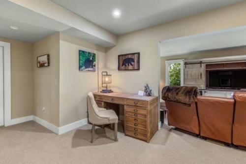 Highlands Falls Retreat