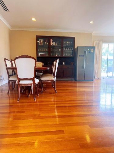 Cosy En-Suite Room with Private Restroom- AC & free parking, Auckland (fotografie 10)