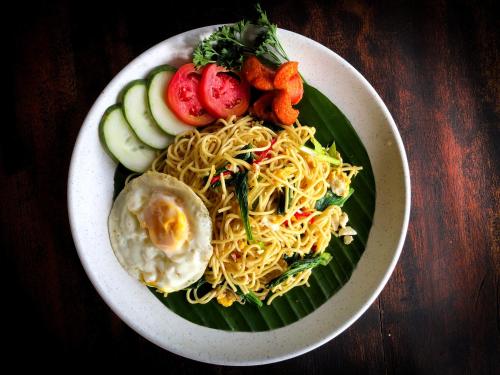 Food and beverages, Pondok Kakiang near Medewi Beach