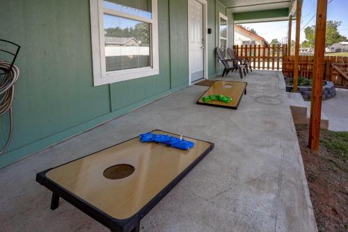 OKCasita Newly Remodeled, Fenced in Yard, And Nearby Pumpkin Patches in Oklahoma City, USA