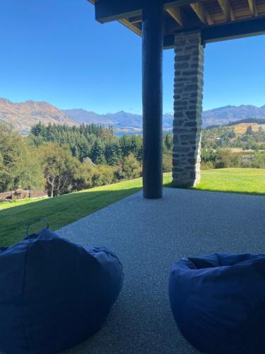 Balcony/terrace, Lakeview Kanuka Retreat in Albert Town