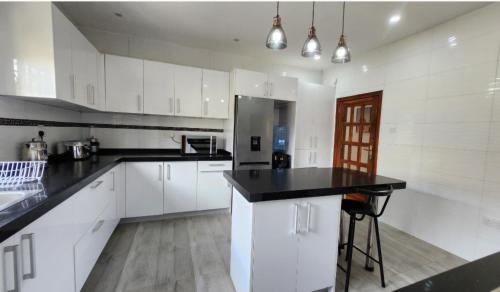 Marblearch Apartment in Chelston